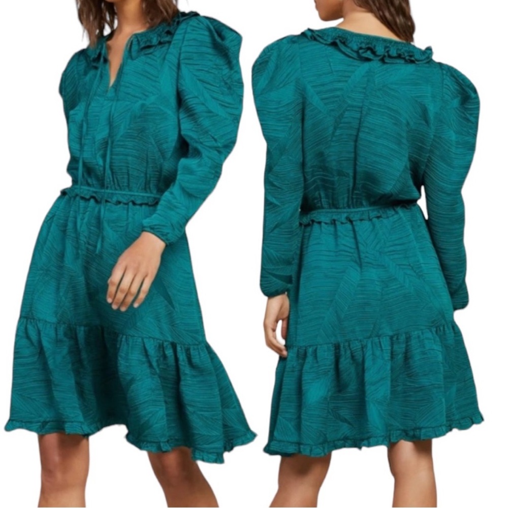 Current Air Elegant Green Textured Dress